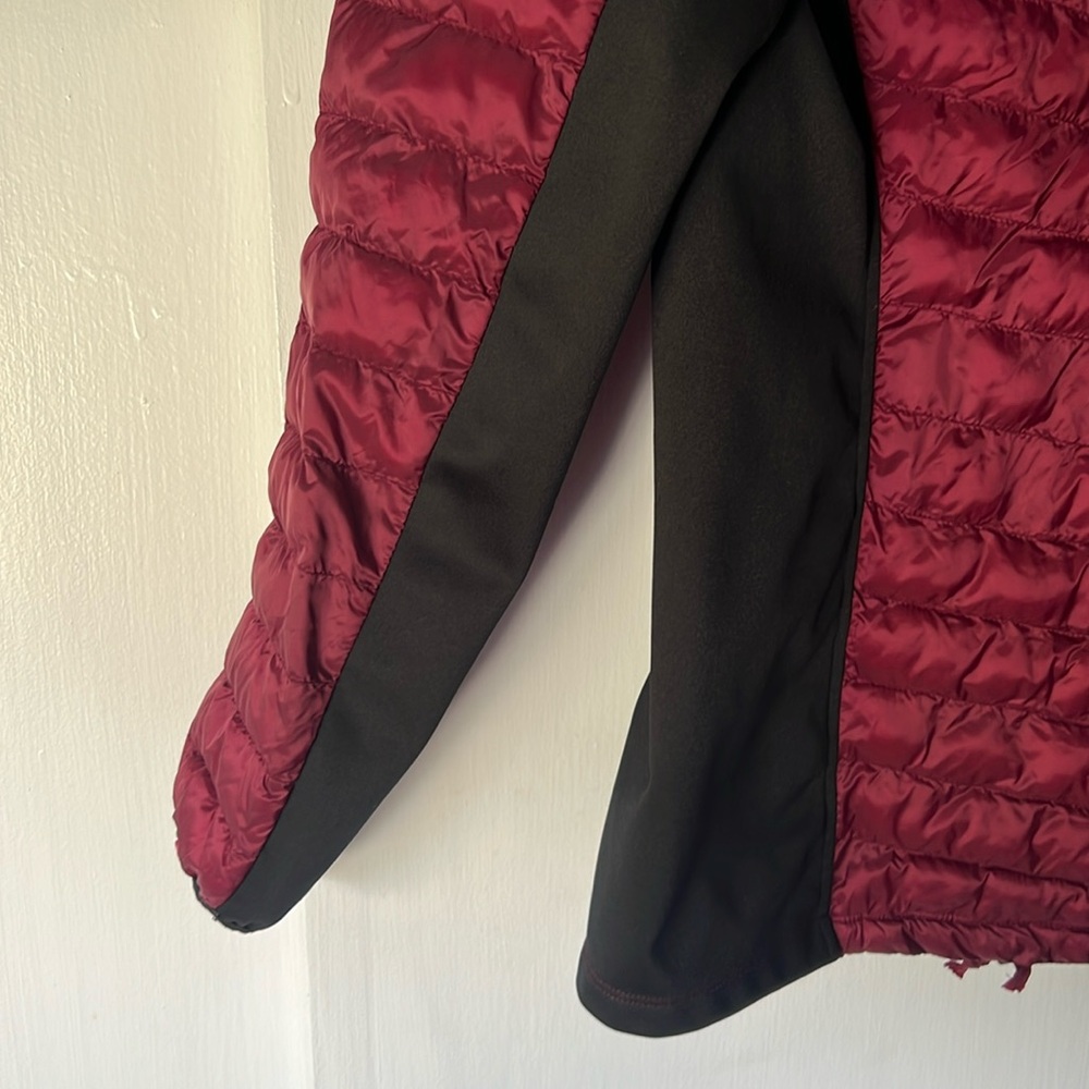 32 Degree Heat Light Weight Quilted Jacket Maroon and Black - Women’s M - Picture 11 of 16